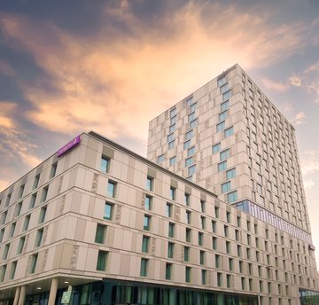 Adina Apartment Hotel Stuttgart slide 1